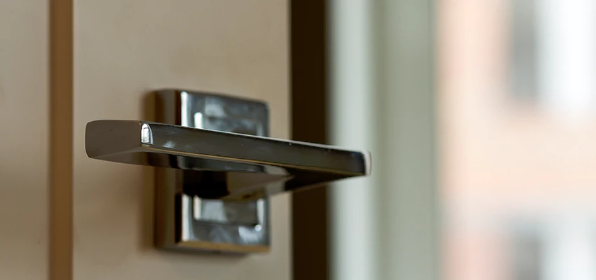 Door Lever Knob Repair in Port St Lucie, Florida