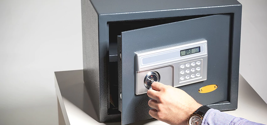 Jewelry Safe Unlocking Service in Port St Lucie, Florida