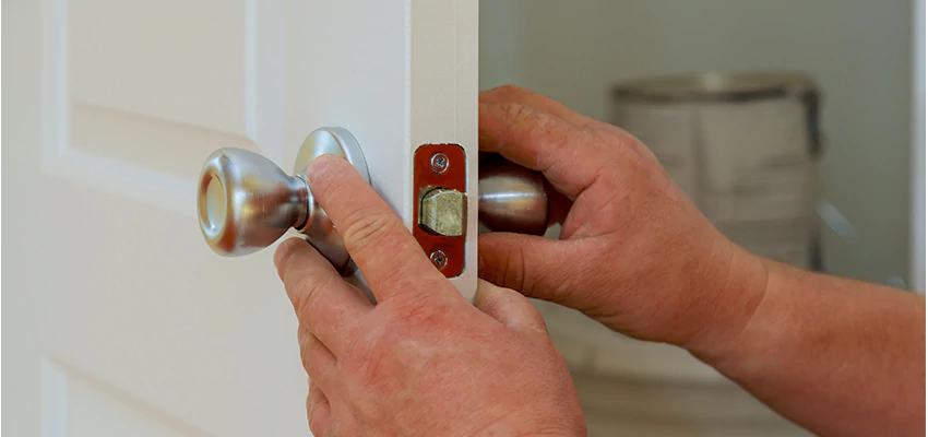 AAA Locksmiths For lock Replacement in Port St Lucie, Florida